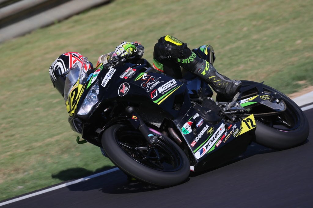 BJN84359 competitive motorcycle racer