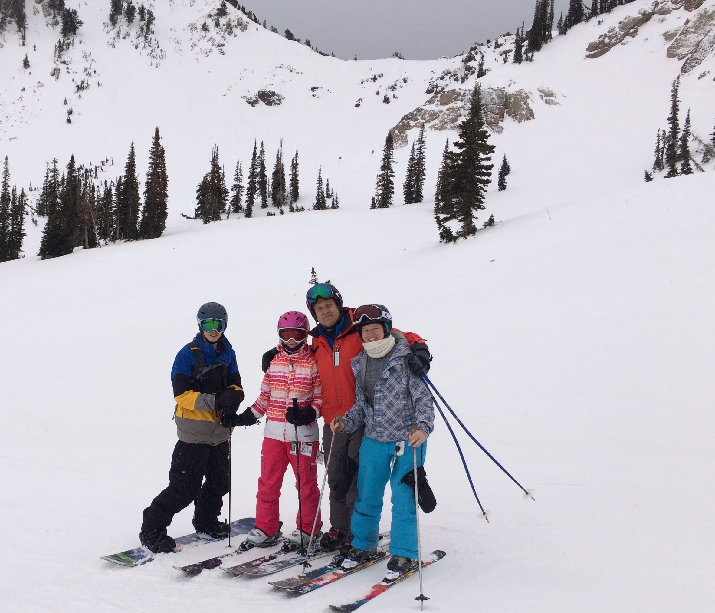 VLACS instructor with family on ski slopes